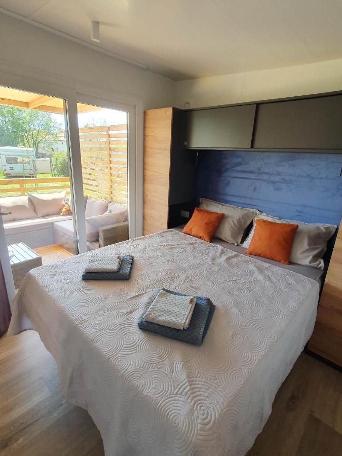 Mobile Homes Karlo & Dino Πούλα Εξωτερικό φωτογραφία