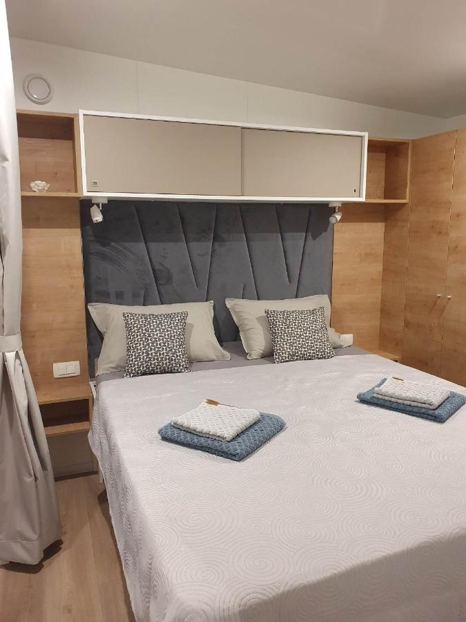 Mobile Homes Karlo & Dino Πούλα Εξωτερικό φωτογραφία
